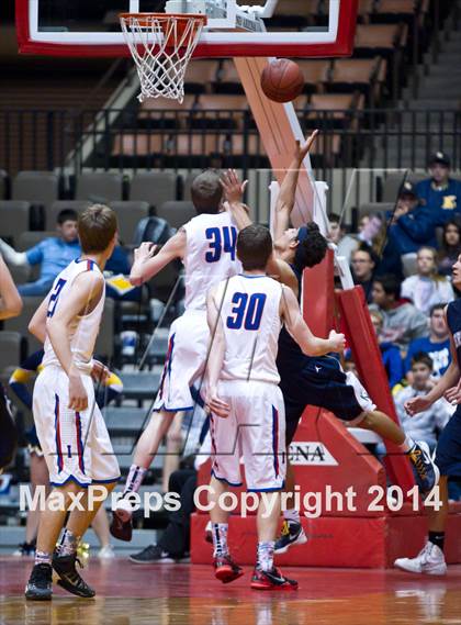 Thumbnail 2 in Immanuel vs Kern Valley (CIF CS D5 Final) photogallery.