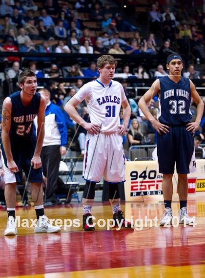 Thumbnail 1 in Immanuel vs Kern Valley (CIF CS D5 Final) photogallery.