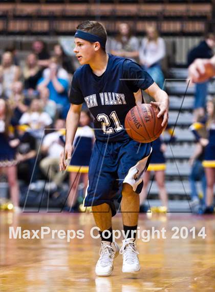 Thumbnail 2 in Immanuel vs Kern Valley (CIF CS D5 Final) photogallery.