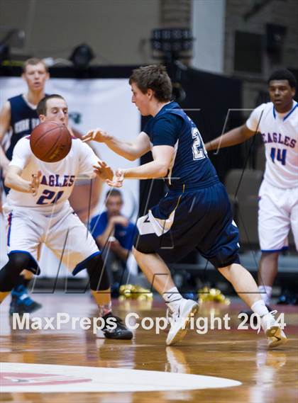 Thumbnail 3 in Immanuel vs Kern Valley (CIF CS D5 Final) photogallery.