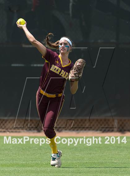 Thumbnail 3 in Coronado vs. Deer Park (UIL 5A Semifinal Playoff) photogallery.