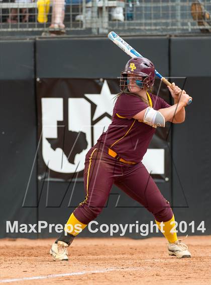 Thumbnail 3 in Coronado vs. Deer Park (UIL 5A Semifinal Playoff) photogallery.