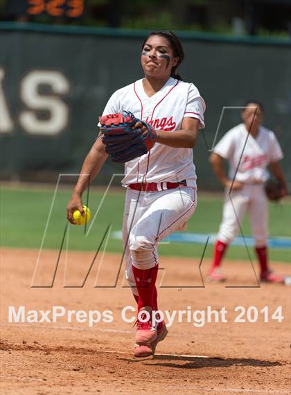 Thumbnail 2 in Coronado vs. Deer Park (UIL 5A Semifinal Playoff) photogallery.