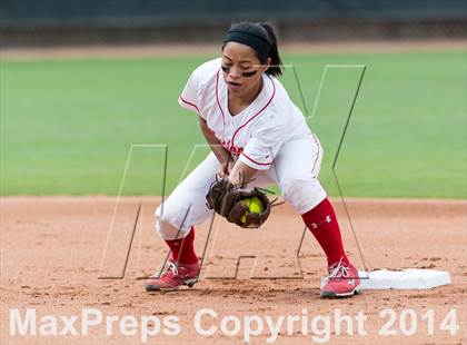 Thumbnail 2 in Coronado vs. Deer Park (UIL 5A Semifinal Playoff) photogallery.