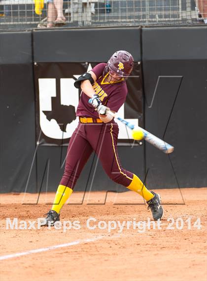 Thumbnail 2 in Coronado vs. Deer Park (UIL 5A Semifinal Playoff) photogallery.