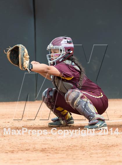 Thumbnail 3 in Coronado vs. Deer Park (UIL 5A Semifinal Playoff) photogallery.