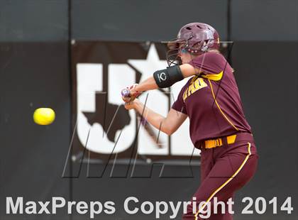 Thumbnail 1 in Coronado vs. Deer Park (UIL 5A Semifinal Playoff) photogallery.
