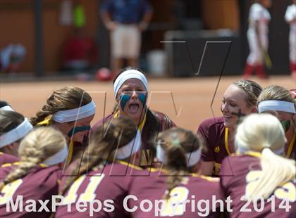Thumbnail 2 in Coronado vs. Deer Park (UIL 5A Semifinal Playoff) photogallery.