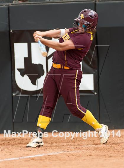 Thumbnail 1 in Coronado vs. Deer Park (UIL 5A Semifinal Playoff) photogallery.