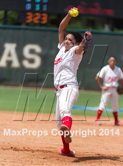 Thumbnail 3 in Coronado vs. Deer Park (UIL 5A Semifinal Playoff) photogallery.