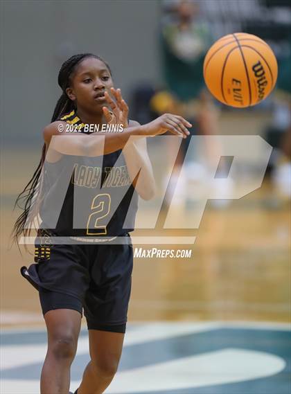 Thumbnail 1 in Griffin vs Harris County (Region 2AAAAA Girls Semi-Final) photogallery.