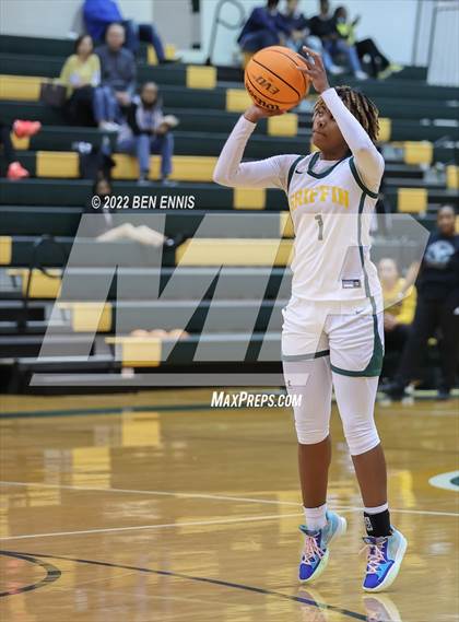 Thumbnail 3 in Griffin vs Harris County (Region 2AAAAA Girls Semi-Final) photogallery.