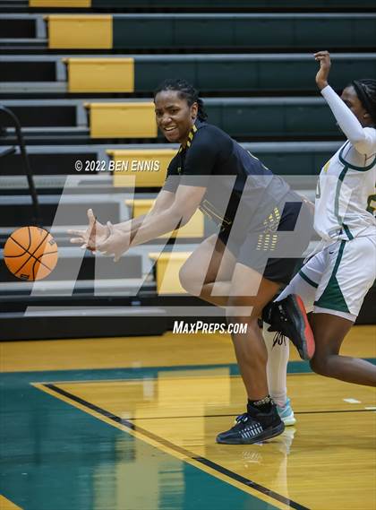 Thumbnail 2 in Griffin vs Harris County (Region 2AAAAA Girls Semi-Final) photogallery.