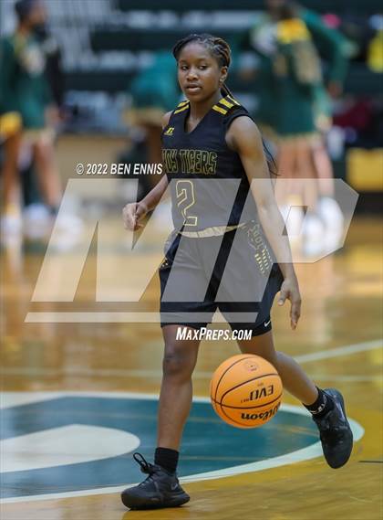 Thumbnail 2 in Griffin vs Harris County (Region 2AAAAA Girls Semi-Final) photogallery.