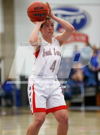 Thumbnail 2 in Richfield vs. South Sevier (UHSAA 3A Semifinal) photogallery.