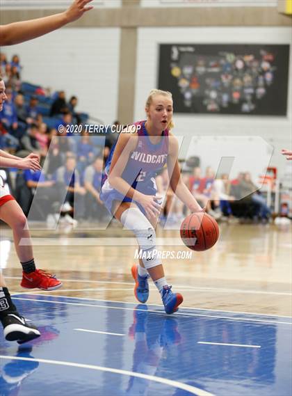 Thumbnail 1 in Richfield vs. South Sevier (UHSAA 3A Semifinal) photogallery.