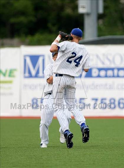 Thumbnail 1 in Beechwood vs Covington Catholic (Ninth Region Championshipl) photogallery.
