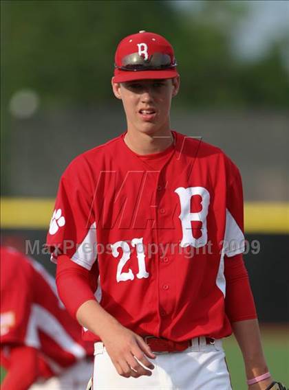 Thumbnail 1 in Beechwood vs Covington Catholic (Ninth Region Championshipl) photogallery.