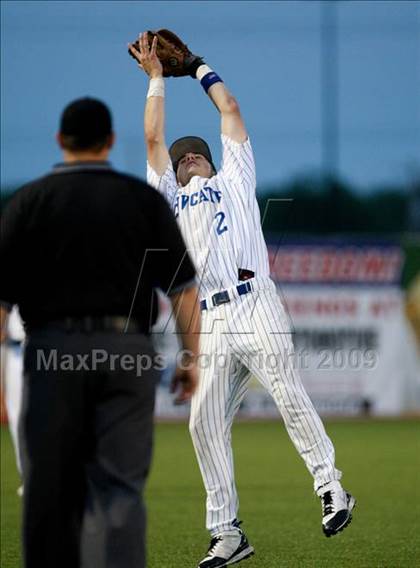 Thumbnail 3 in Beechwood vs Covington Catholic (Ninth Region Championshipl) photogallery.