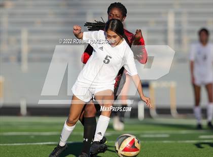 Thumbnail 2 in Kilgore vs. Braswell (Forney Invitational Tournament) photogallery.
