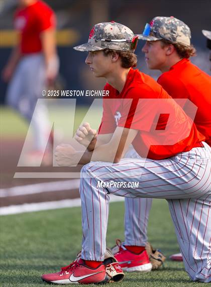 Thumbnail 1 in Mater Dei @ JSerra Catholic photogallery.