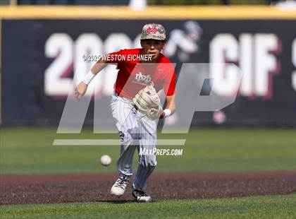 Thumbnail 3 in Mater Dei @ JSerra Catholic photogallery.