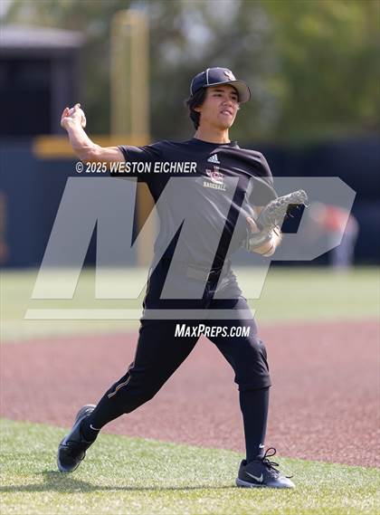 Thumbnail 1 in Mater Dei @ JSerra Catholic photogallery.