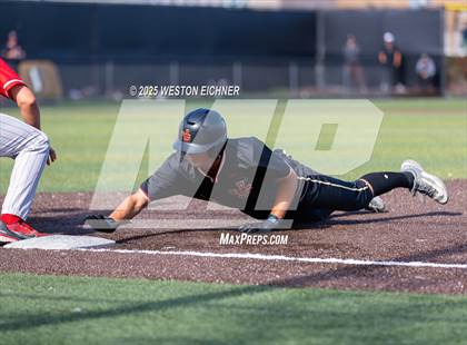 Thumbnail 2 in Mater Dei @ JSerra Catholic photogallery.