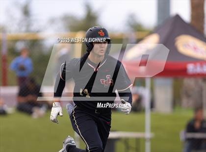 Thumbnail 3 in Mater Dei @ JSerra Catholic photogallery.