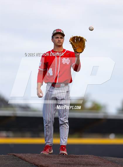 Thumbnail 3 in Mater Dei @ JSerra Catholic photogallery.