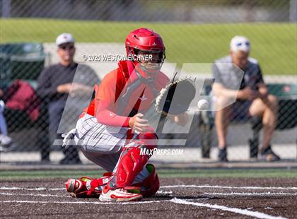 Thumbnail 3 in Mater Dei @ JSerra Catholic photogallery.
