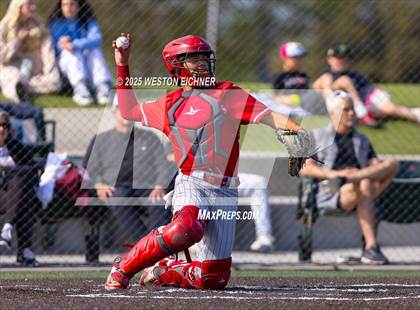 Thumbnail 1 in Mater Dei @ JSerra Catholic photogallery.