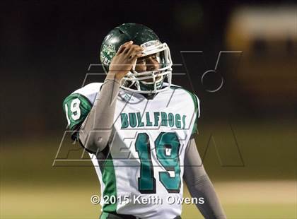 Thumbnail 2 in Lake Worth vs Argyle (UIL 4A Bi-district Playoffs) photogallery.