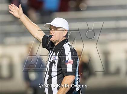 Thumbnail 1 in Lake Worth vs Argyle (UIL 4A Bi-district Playoffs) photogallery.