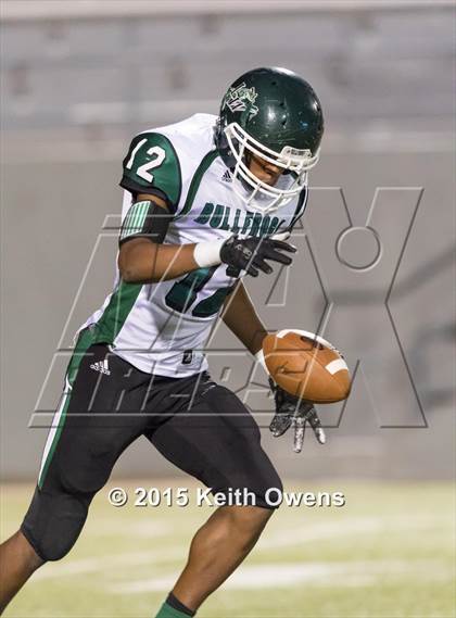 Thumbnail 3 in Lake Worth vs Argyle (UIL 4A Bi-district Playoffs) photogallery.