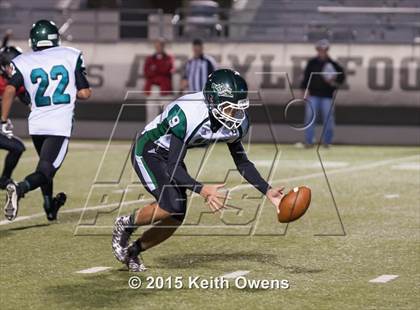 Thumbnail 2 in Lake Worth vs Argyle (UIL 4A Bi-district Playoffs) photogallery.