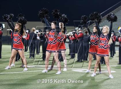 Thumbnail 2 in Lake Worth vs Argyle (UIL 4A Bi-district Playoffs) photogallery.
