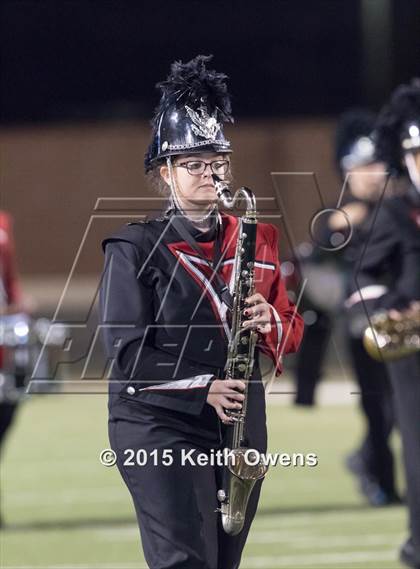 Thumbnail 3 in Lake Worth vs Argyle (UIL 4A Bi-district Playoffs) photogallery.