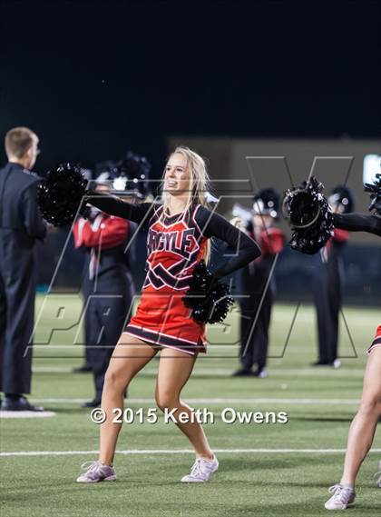 Thumbnail 3 in Lake Worth vs Argyle (UIL 4A Bi-district Playoffs) photogallery.