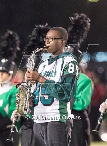 Thumbnail 1 in Lake Worth vs Argyle (UIL 4A Bi-district Playoffs) photogallery.