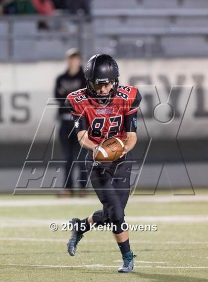 Thumbnail 1 in Lake Worth vs Argyle (UIL 4A Bi-district Playoffs) photogallery.