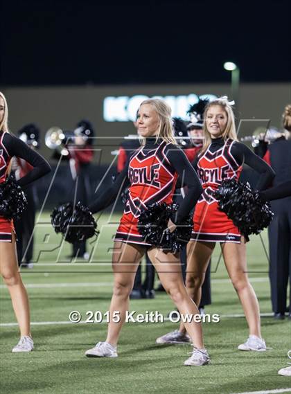 Thumbnail 3 in Lake Worth vs Argyle (UIL 4A Bi-district Playoffs) photogallery.