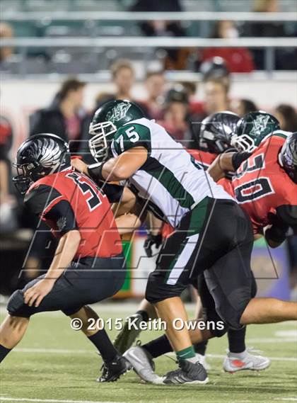 Thumbnail 3 in Lake Worth vs Argyle (UIL 4A Bi-district Playoffs) photogallery.