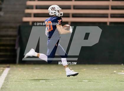 Thumbnail 3 in Squalicum vs Eastside Catholic (WIAA 3A Second Round) photogallery.