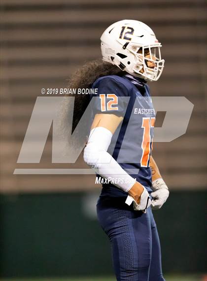 Thumbnail 2 in Squalicum vs Eastside Catholic (WIAA 3A Second Round) photogallery.
