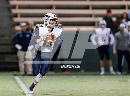 Thumbnail 2 in Squalicum vs Eastside Catholic (WIAA 3A Second Round) photogallery.