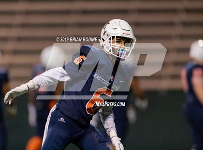 Thumbnail 2 in Squalicum vs Eastside Catholic (WIAA 3A Second Round) photogallery.