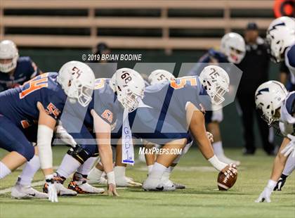 Thumbnail 2 in Squalicum vs Eastside Catholic (WIAA 3A Second Round) photogallery.