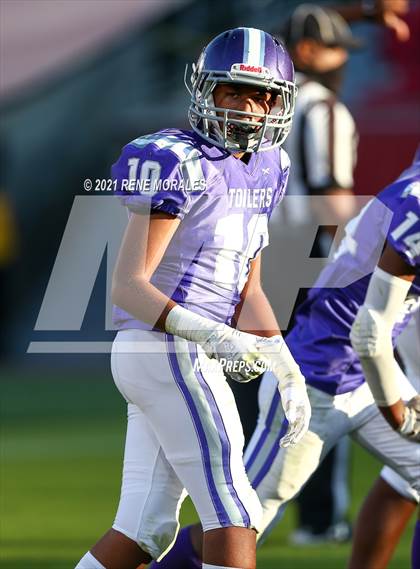 Thumbnail 3 in Jefferson vs Manual Arts photogallery.