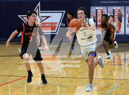 Thumbnail 3 in Medina Valley vs. Stephenville (Wimberley Hoopfest) photogallery.